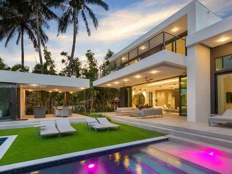 2456 Prairie Ave, Miami Beach, FL 33140