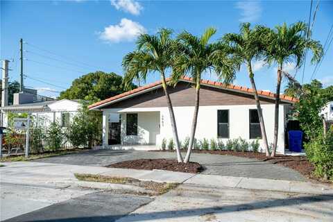3983 SW 2nd St, Miami, FL 33134