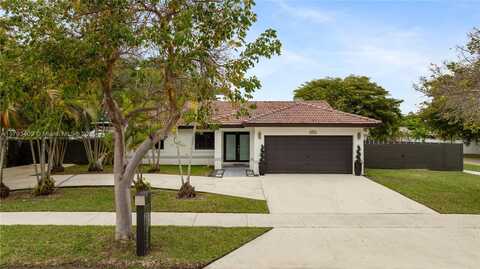 20402 SW 130th Ct, Miami, FL 33177
