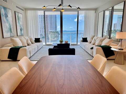 300 Biscayne Blvd Way, Miami, FL 33131