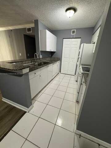 2451 Centergate Dr, Miramar, FL 33025