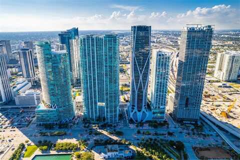 900 Biscayne Blvd, Miami, FL 33132