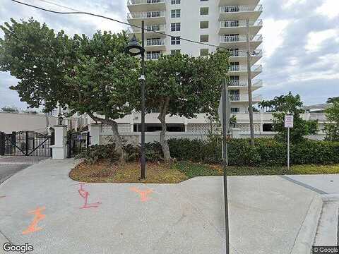 Las Olas Cir, Fort Lauderdale, FL 33316