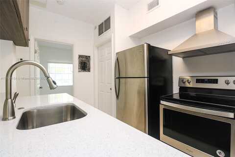 18350 NW 68th Ave, Hialeah, FL 33015