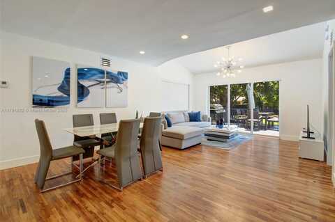 360 NE 116th St, Miami, FL 33161