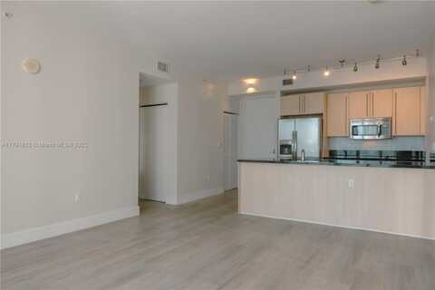 79 SW 12th St, Miami, FL 33130