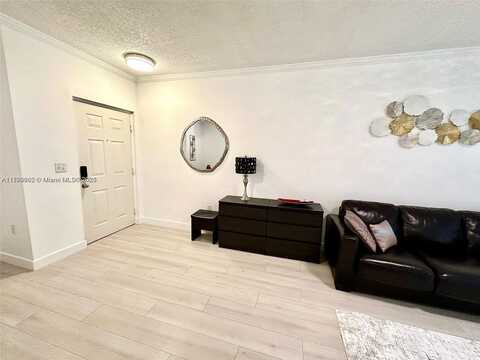 17100 N Bay Rd, Sunny Isles Beach, FL 33160