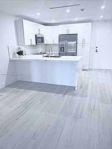 575 Crandon Blvd, Key Biscayne, FL 33149