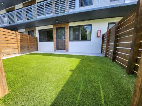 335 SW 20th St, Fort Lauderdale, FL 33315