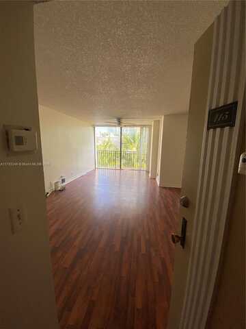 16909 N Bay Rd, Sunny Isles Beach, FL 33160