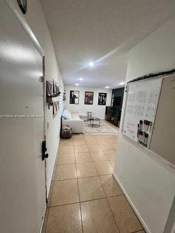 8401 SW 107th Ave, Miami, FL 33173