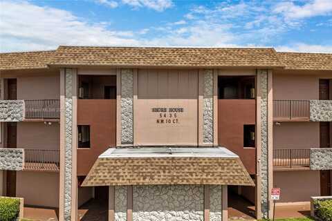 5435 NW 10th Ct, Plantation, FL 33313