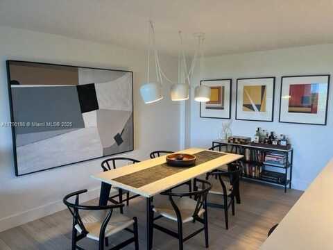 177 Ocean Lane Dr, Key Biscayne, FL 33149