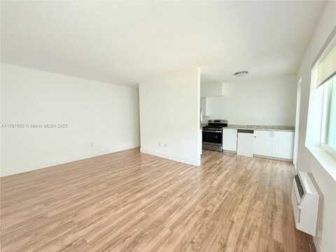 9270 E Bay Harbor Dr, Bay Harbor Islands, FL 33154