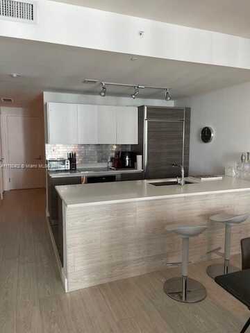 1100 S Miami Ave, Miami, FL 33130