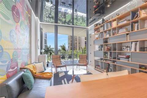 2831 S Bayshore Dr, Miami, FL 33133