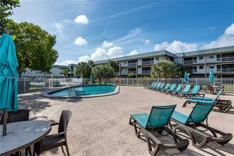 250 Layne Blvd, Hallandale Beach, FL 33009