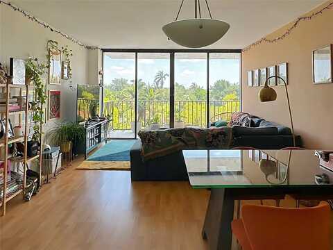 780 NE 69th St, Miami, FL 33138