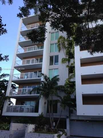 2740 SW 28th Ter, Miami, FL 33133