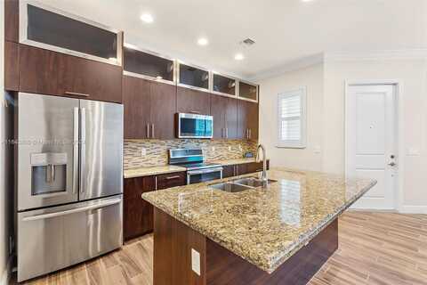 18Th, PEMBROKE PINES, FL 33028