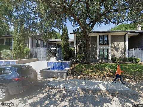Regal Oaks Dr, Dallas, TX 75230