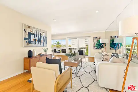Lockland Drive #C, Los Angeles, CA 90008