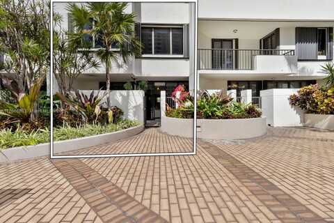 520 Brickell Key Dr, Miami, FL 33131
