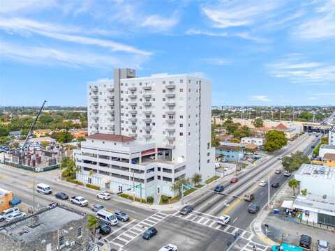 2217 NW 7th St, Miami, FL 33125