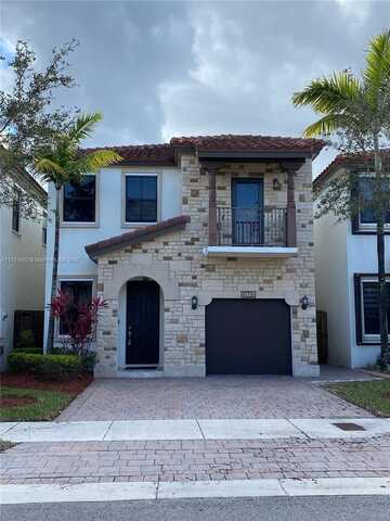 10336 NW 70th Ter, Doral, FL 33178