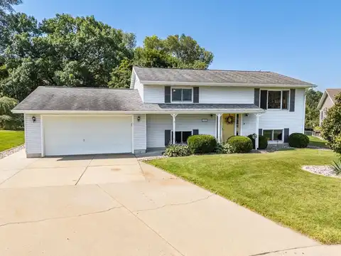 Jessica, REEDSBURG, WI 53959
