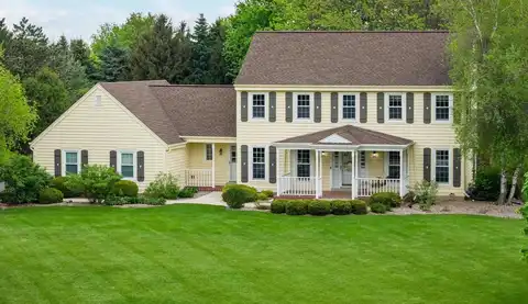Wolf Run, RICHFIELD, WI 53076