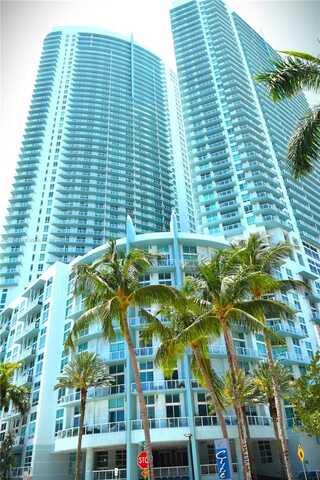 1900 N Bayshore Dr, Miami, FL 33132
