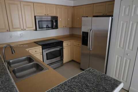 6801 SW 44th St, Miami, FL 33155