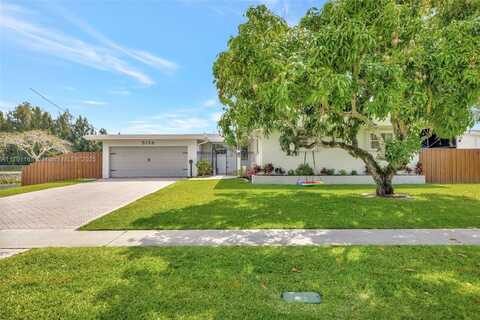 5136 SW 90th Ave, Cooper City, FL 33328
