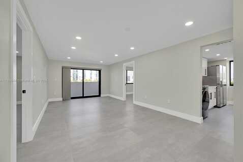 6725 Harding Ave, Miami Beach, FL 33141