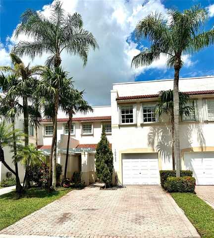10933 NW 65th St, Doral, FL 33178