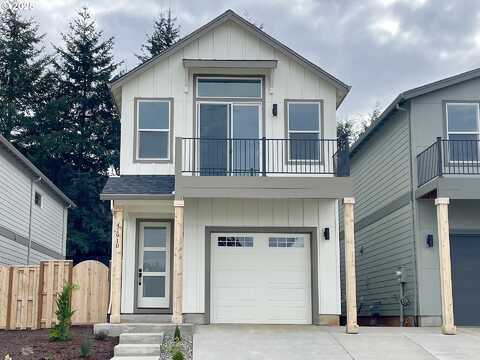Deschutes Ave, Sandy, OR 97055