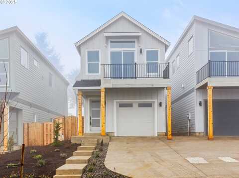 Deschutes Ave, Sandy, OR 97055