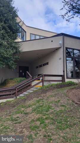 Shawmont Ave #2G3(Unitd), PHILADELPHIA, PA 19128
