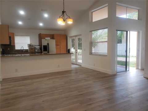 719 Stanton Dr, Weston, FL 33326