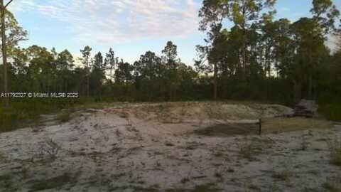 412 LAKERIDGE BLV ,, Lehigh Acres, FL 33972