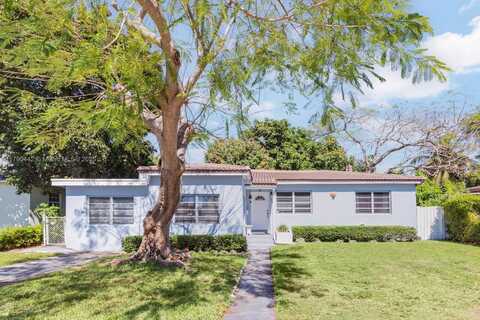 545 NE 111th St, Miami, FL 33161