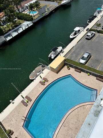 2020 NE 135th St, North Miami, FL 33181