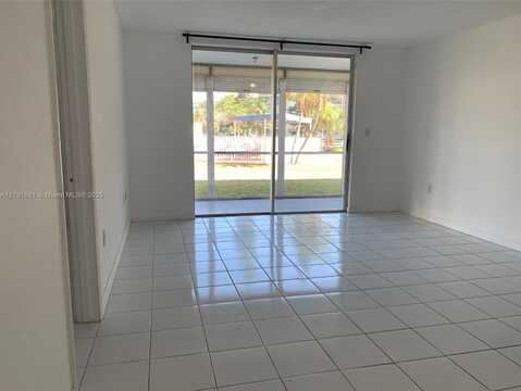 2859 LEONARD DR, Aventura, FL 33160