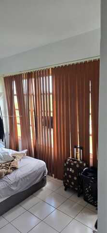4805 NW 35th St, Lauderdale Lakes, FL 33319