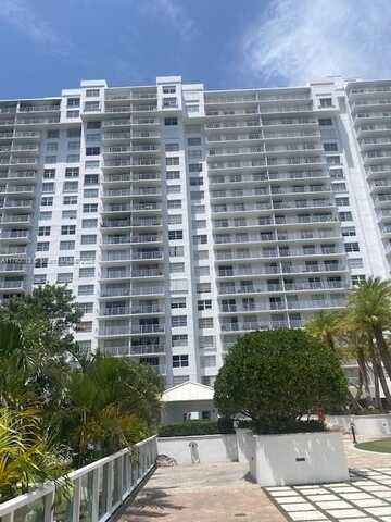 2801 NE 183rd St, Aventura, FL 33160