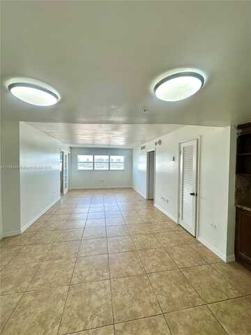 1881 Washington Ave, Miami Beach, FL 33139