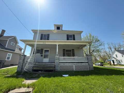 902 Eureka St, Lima, OH 45804