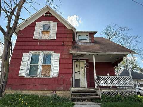 527 Woodward Ave, Lima, OH 44580