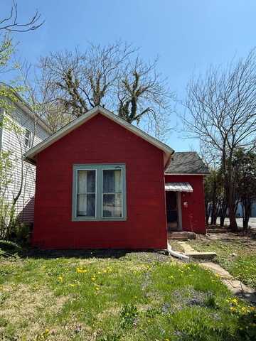 722 Elizabeth St, Lima, OH 45801